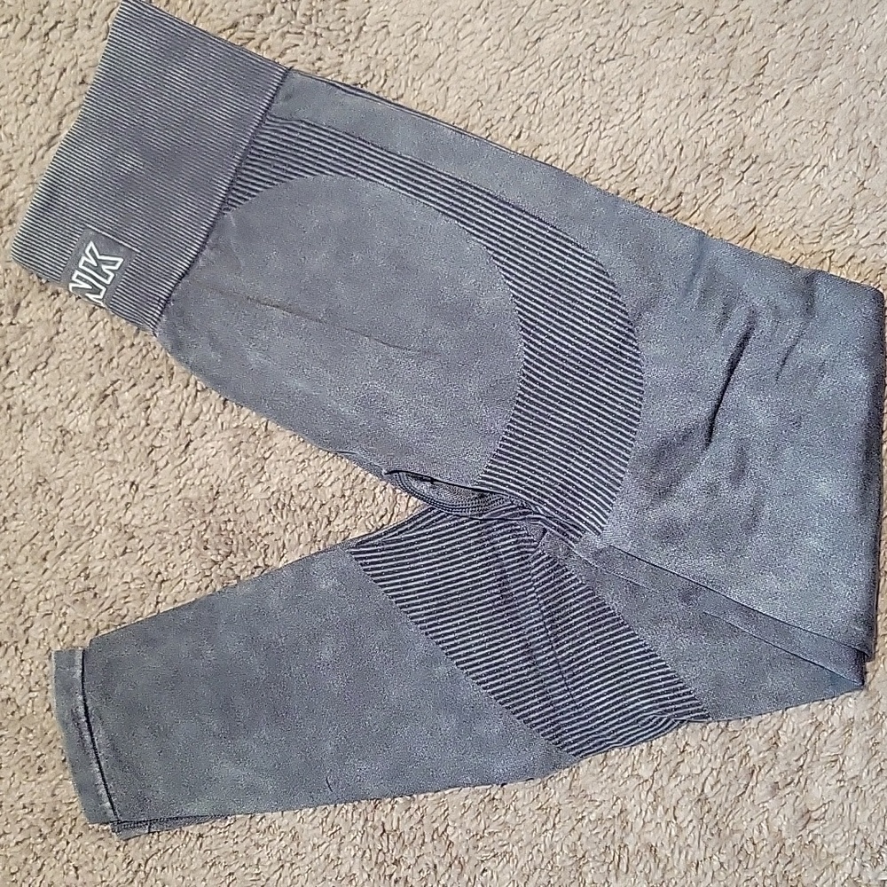 Victoria's Secret Pink Seamless Leggings size xs Washed Gray